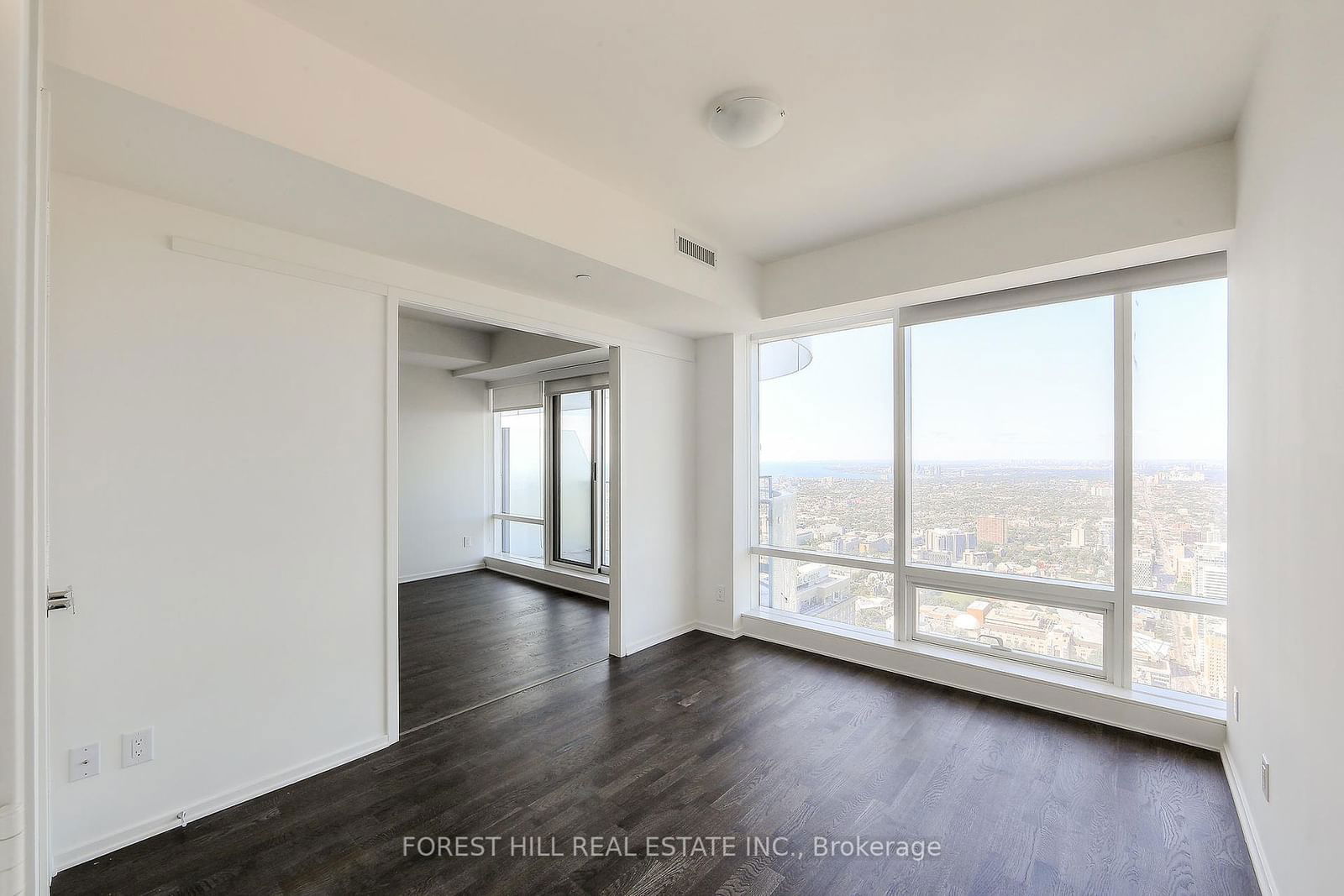 1 Bloor St E, unit 6508 for sale