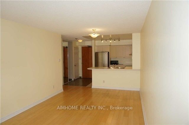 256 Doris Ave, unit 1103 for rent - image #5