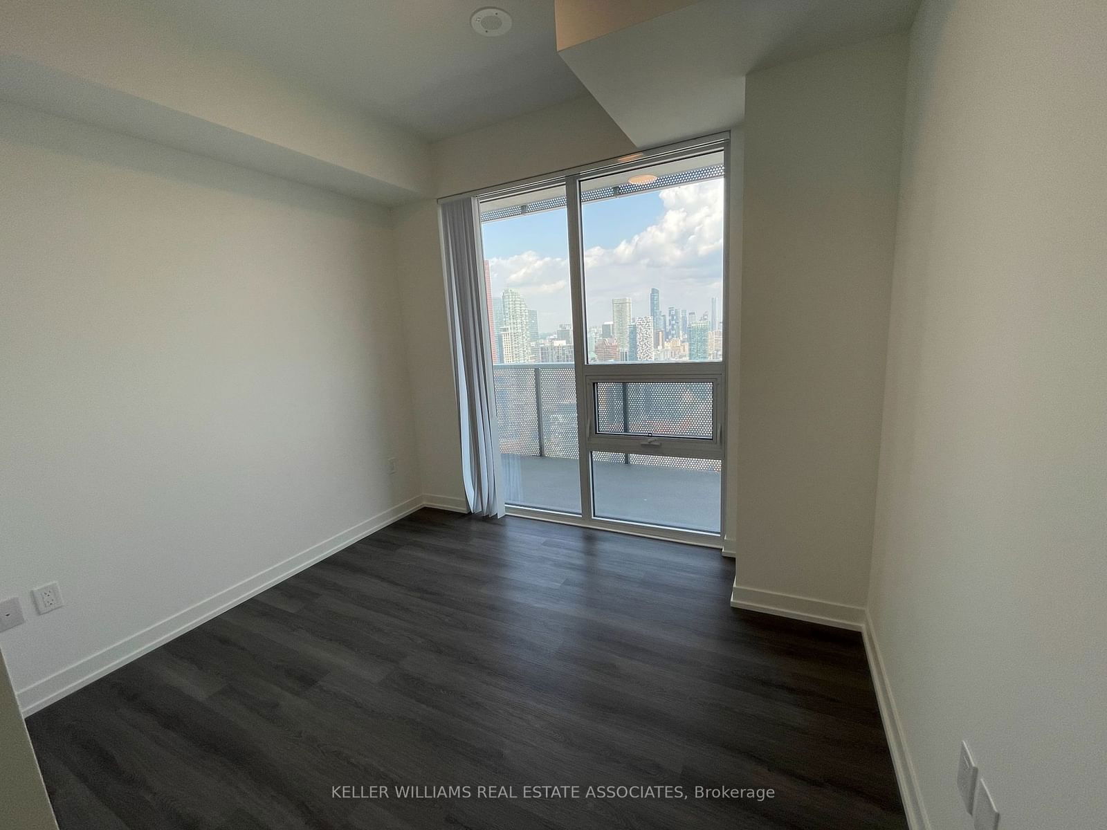 138 Downes St, unit 5303 for rent - image #15