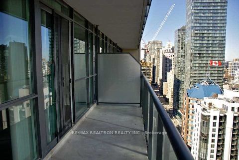 770 Bay St, unit Ph505 for rent - image #8