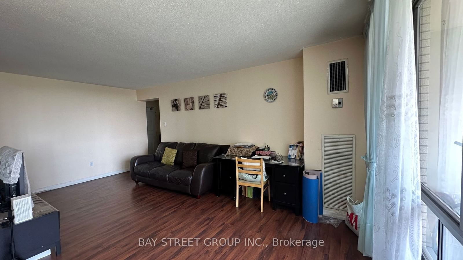 177 Linus Rd, unit 1014 for rent - image #6