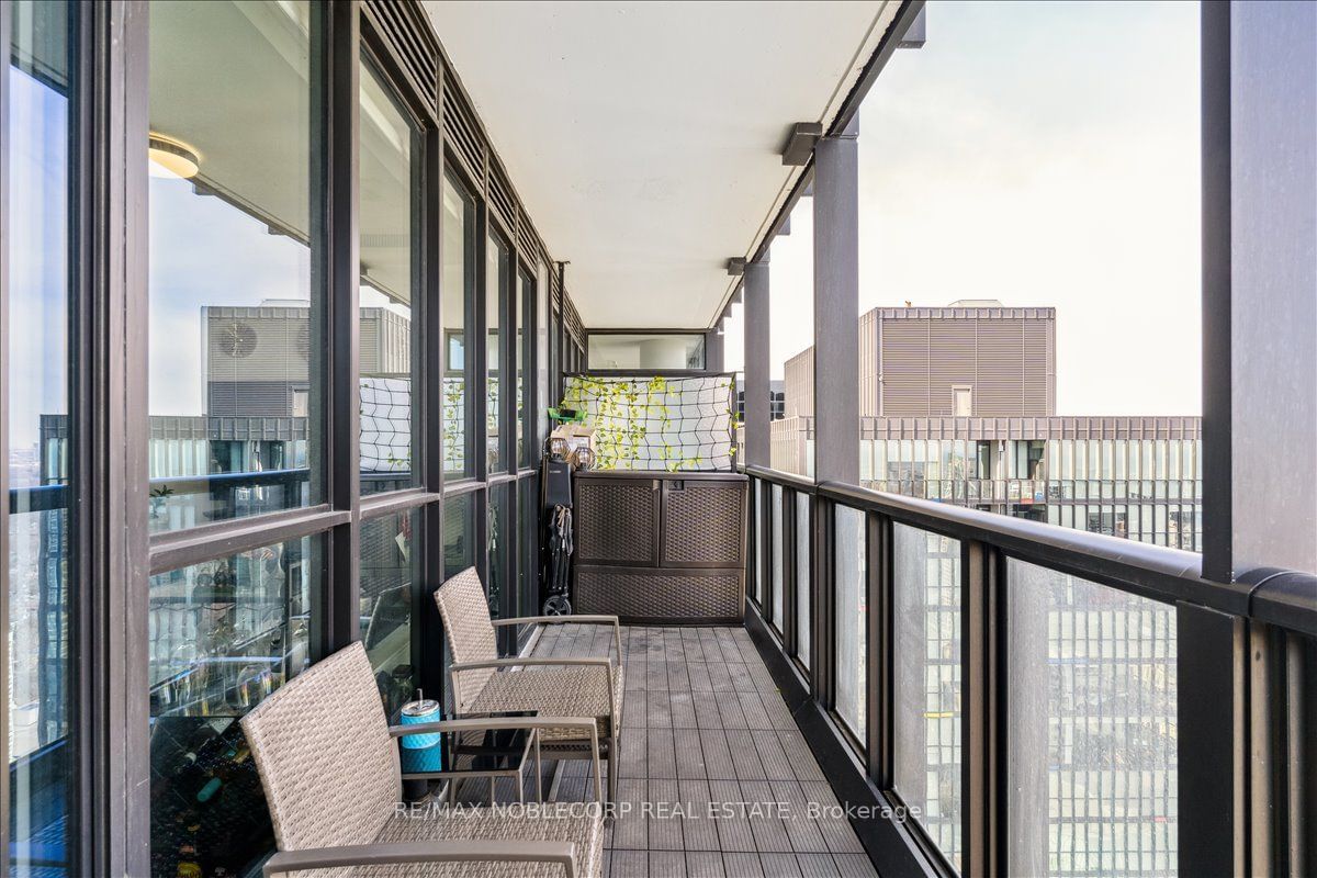 101 Charles St E, unit 4211 for sale - image #23