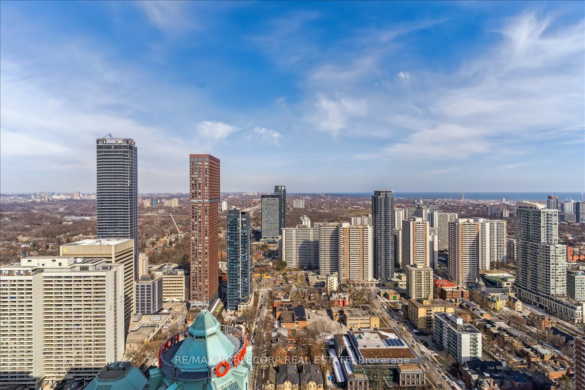 101 Charles St E, unit 4211 for sale - image #25