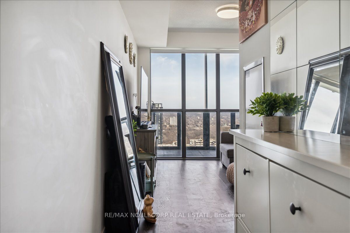 101 Charles St E, unit 4211 for sale - image #7