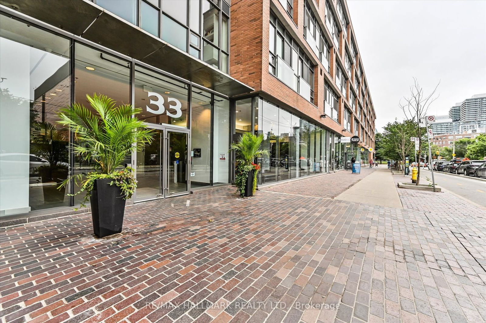 33 Mill St, unit 422 for sale - image #23