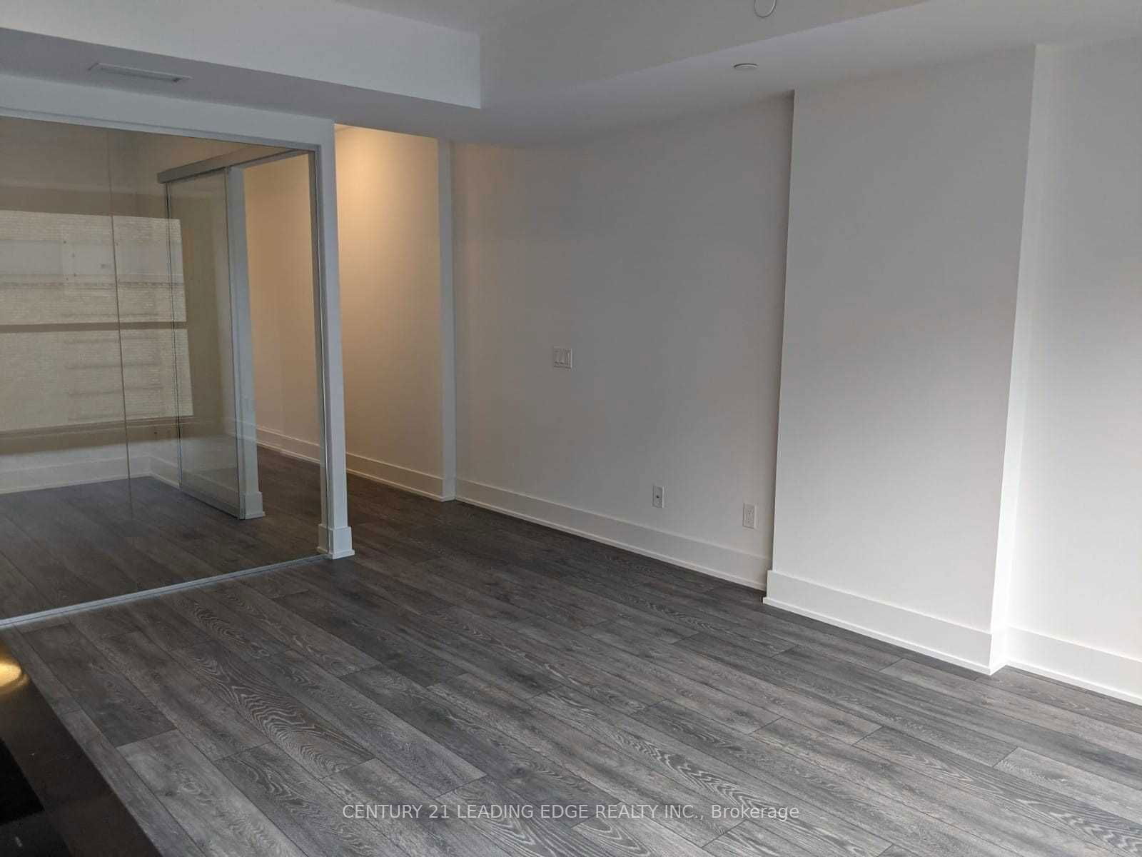 403 CHURCH St, unit 609 for rent - image #8