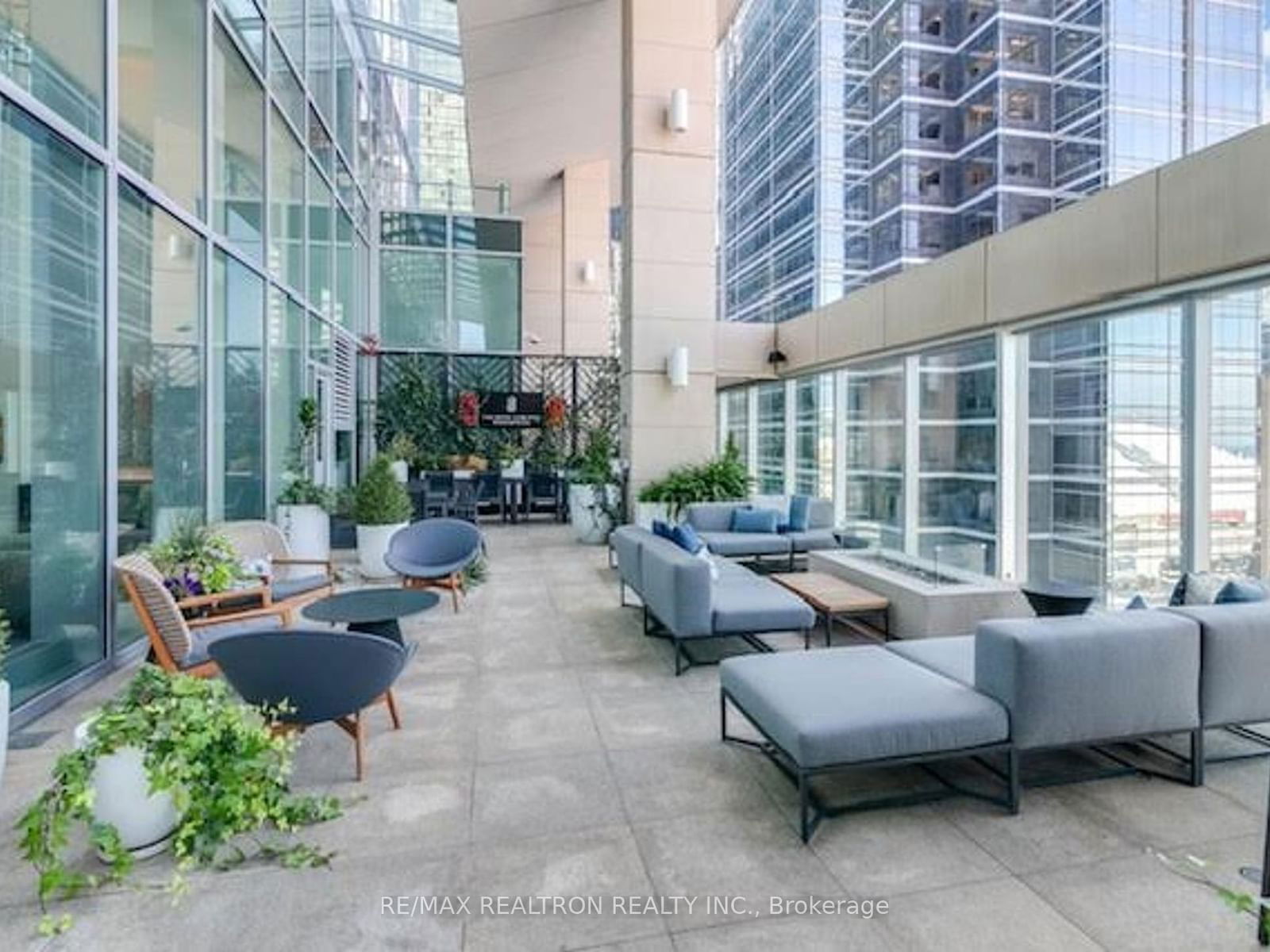 183 Wellington St W, unit 2302 for sale - image #34