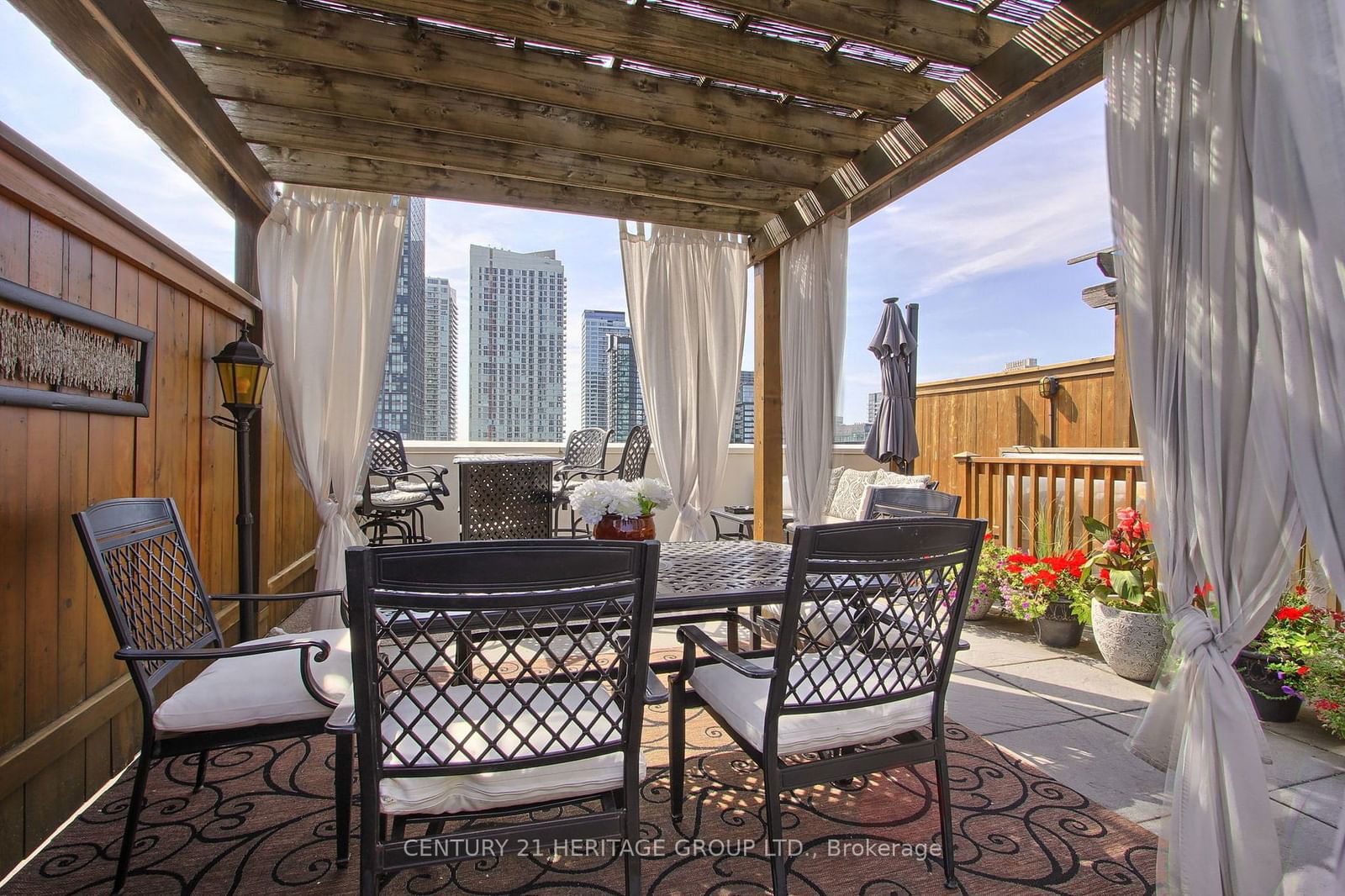 550 Front St W, unit PH6 for sale - image #35