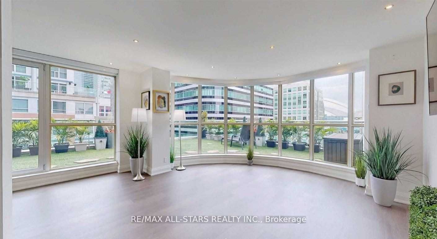 36 Blue Jays Way, unit 711&712 for sale - image #3