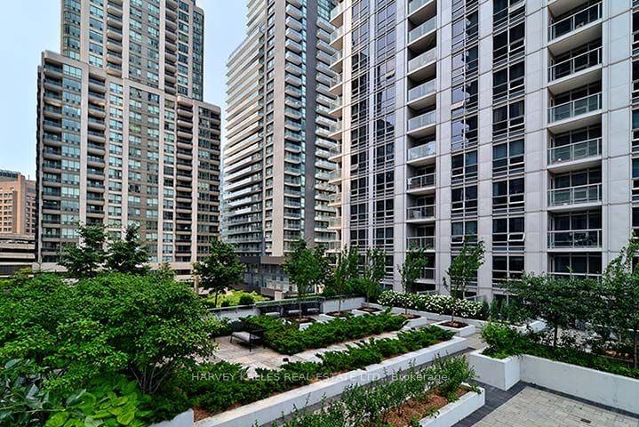 761 Bay St, unit 3413 for sale