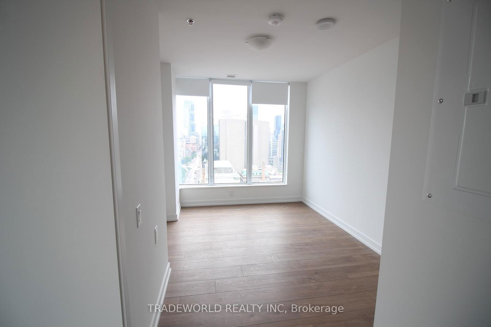 203 College St, unit 906 for rent - image #15