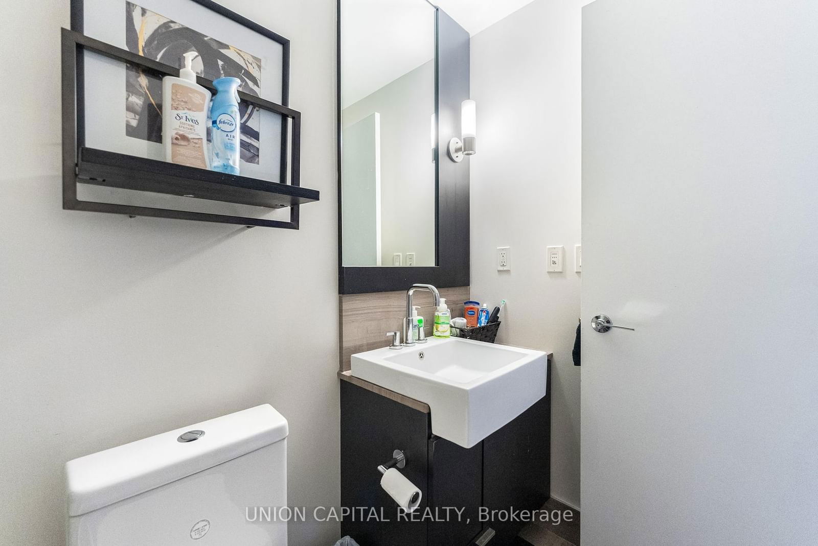 88 Blue Jays Way, unit 1204 for rent - image #29