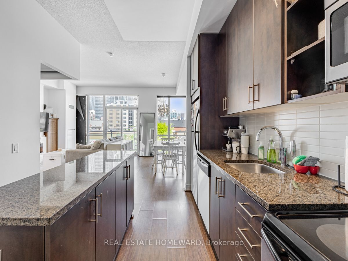 116 George St, unit 409 for sale - image #3