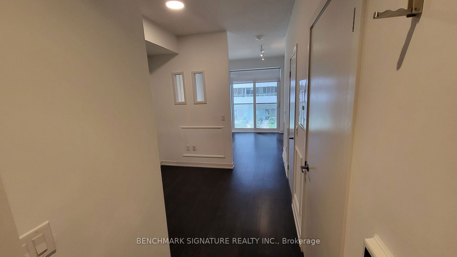 20 Richardson St, unit 411 for rent - image #6