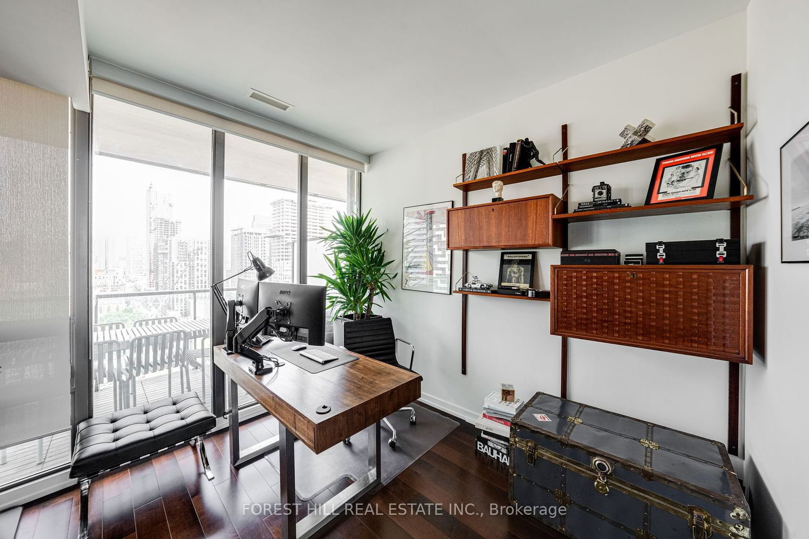 33 Lombard St, unit 2004 for sale - image #14