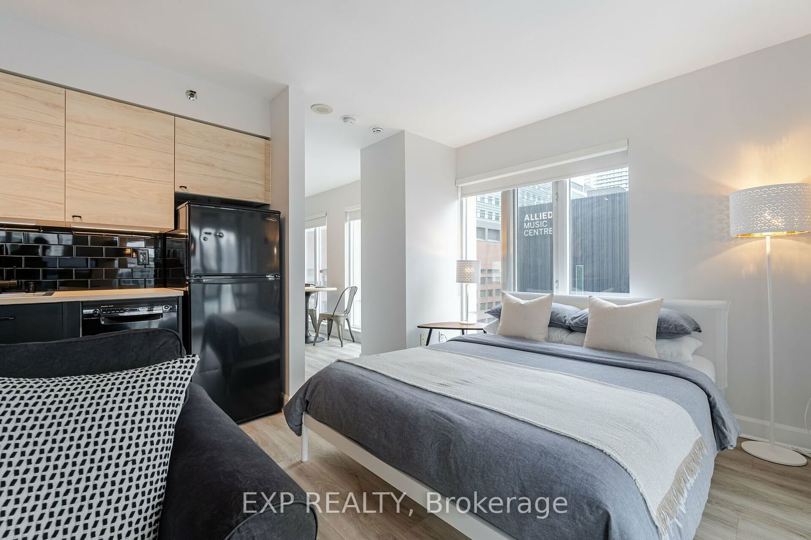 200 Victoria St, unit 1301 for sale - image #14