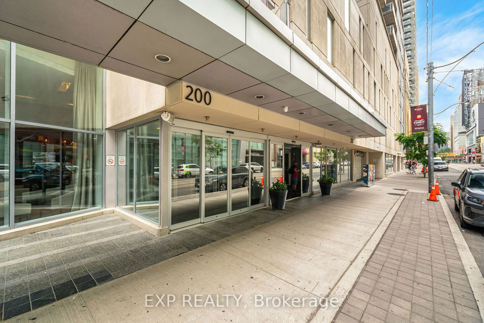 200 Victoria St, unit 1301 for sale