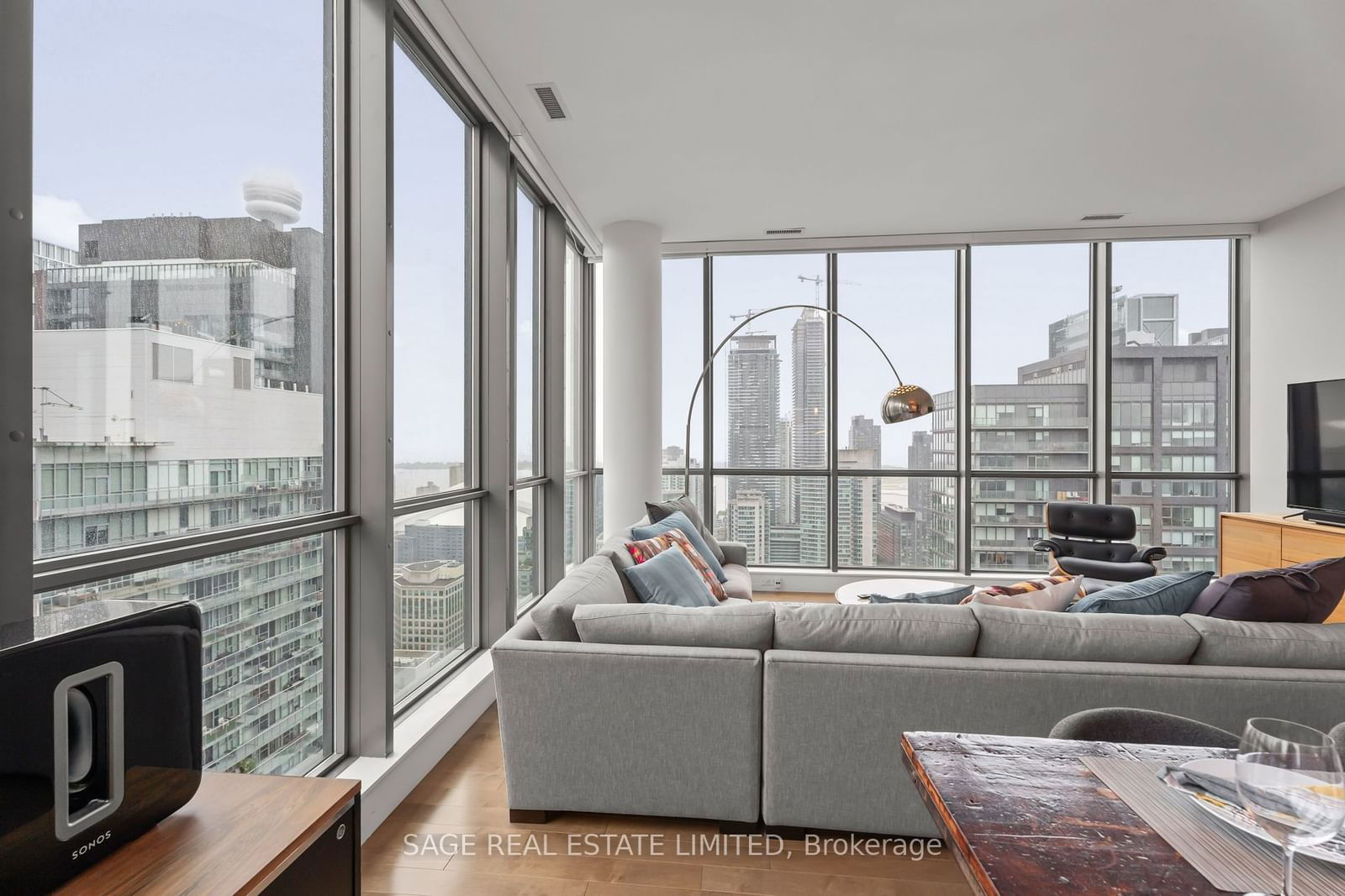 8 Charlotte St, unit 3505 for sale - image #10