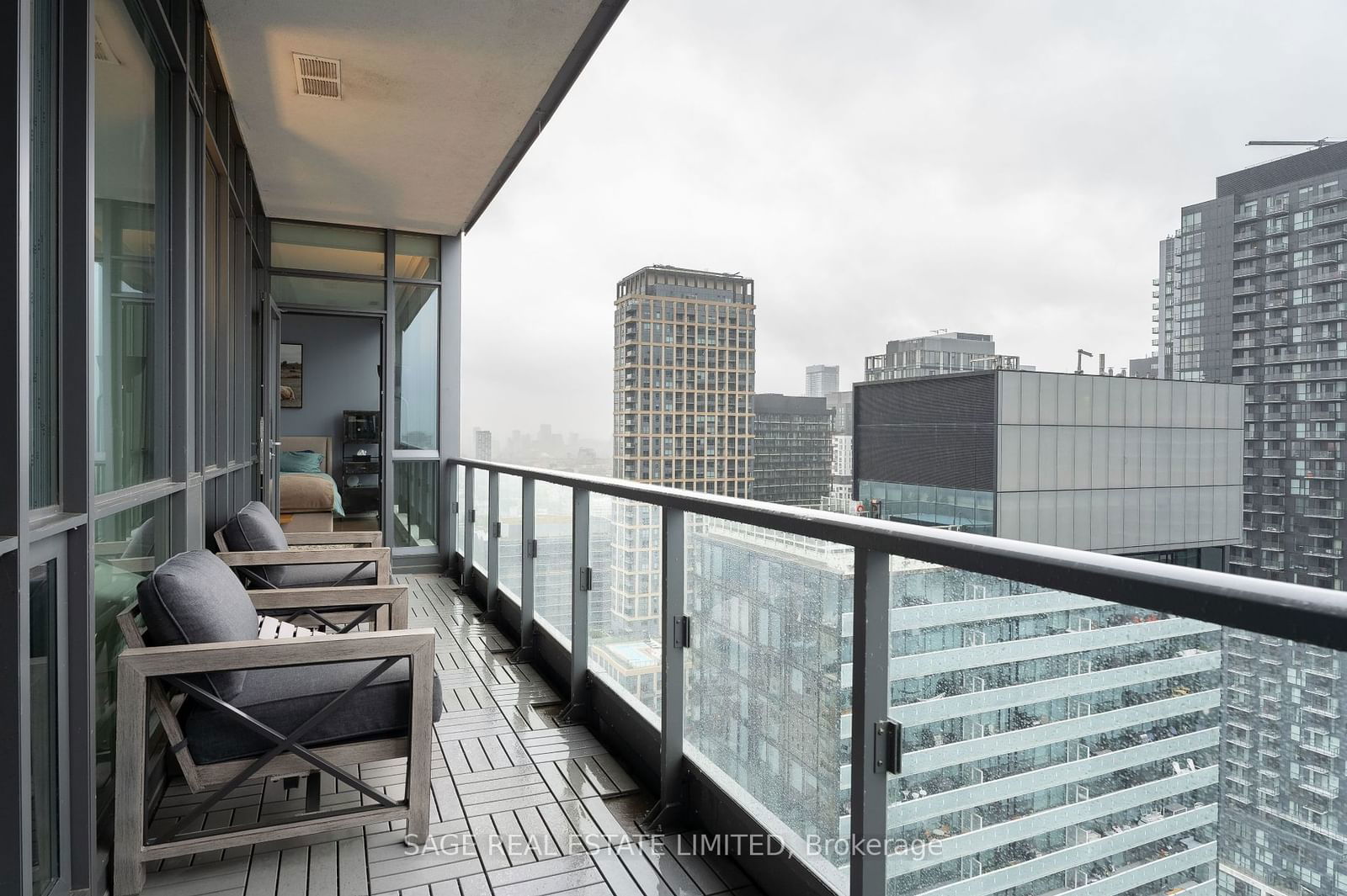 8 Charlotte St, unit 3505 for sale