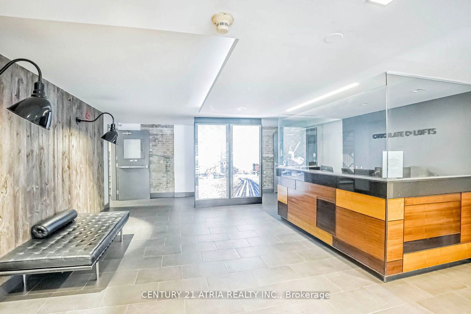 955 Queen St W, unit 523 for sale - image #3