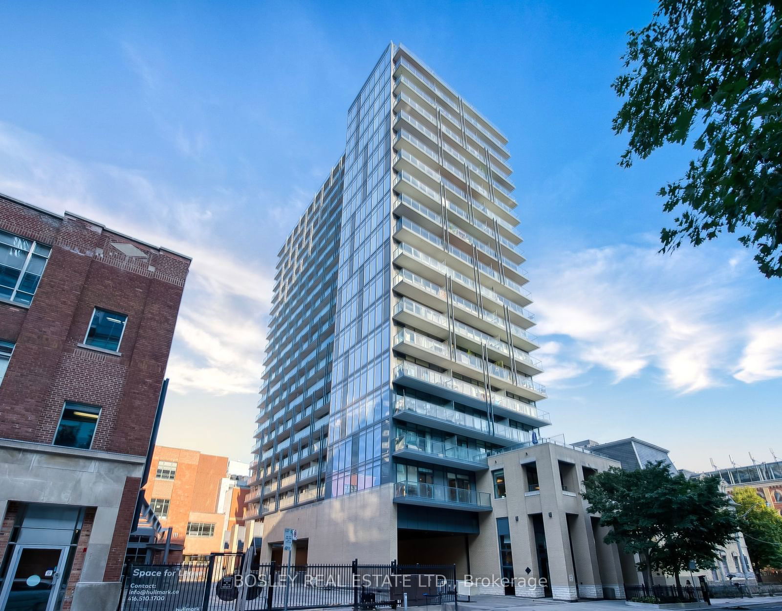 105 George St, unit 1904 for sale