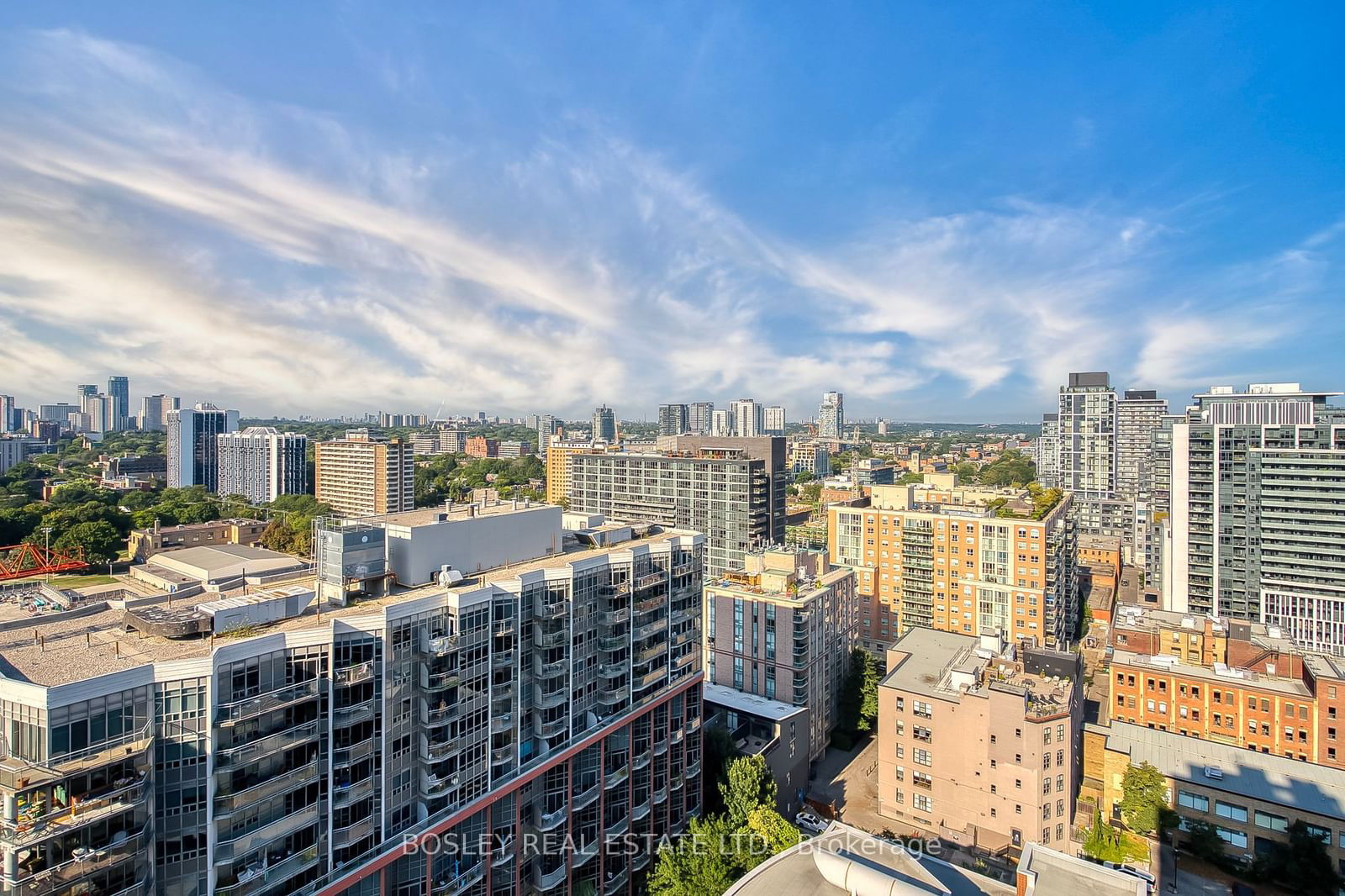 105 George St, unit 1904 for sale