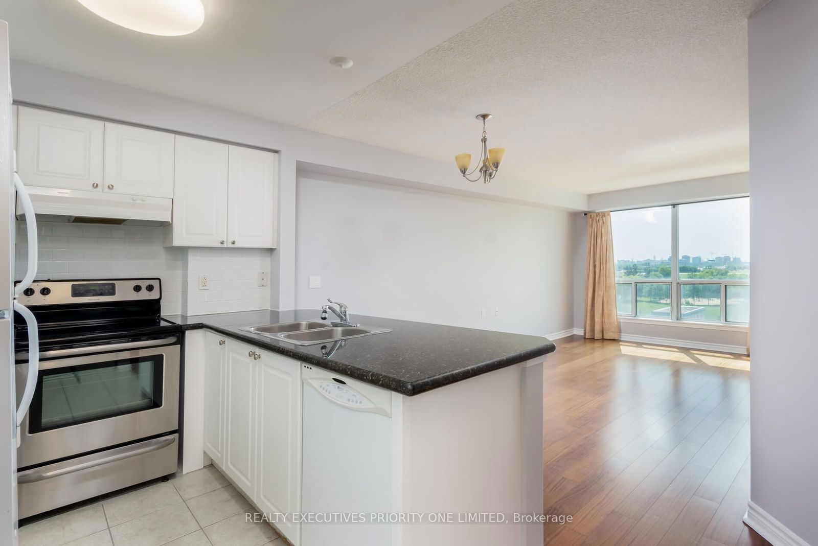 1030 Sheppard Ave W, unit 608 for sale