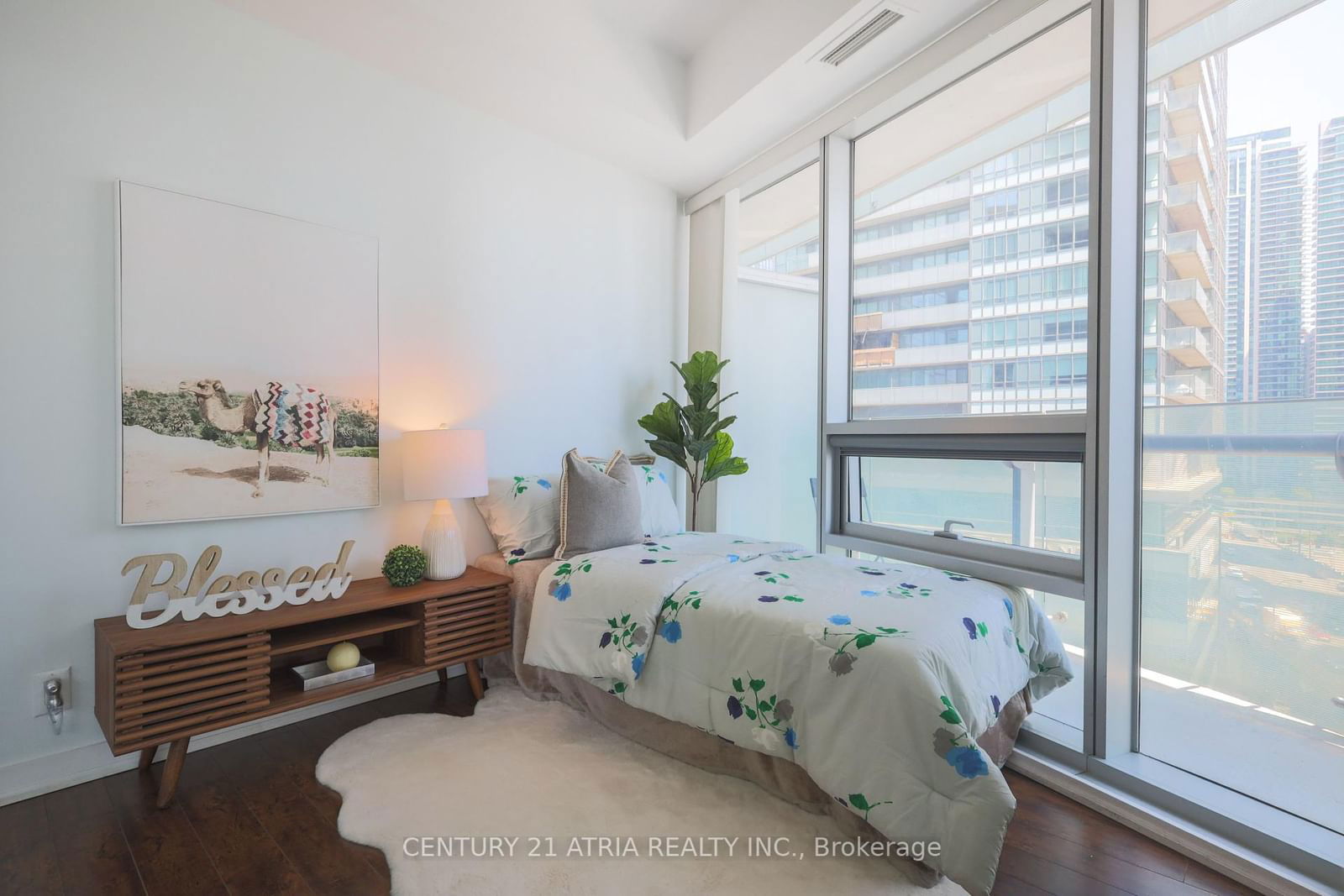 14 York St, unit 1002 for rent - image #17