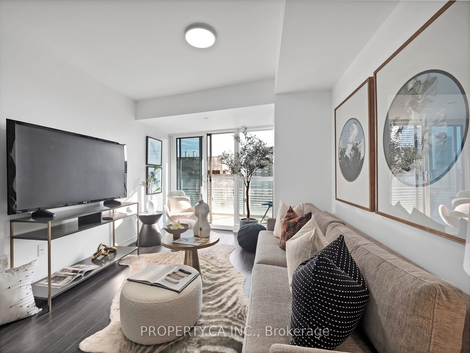 386 Yonge St, unit 2105 for sale - image #14