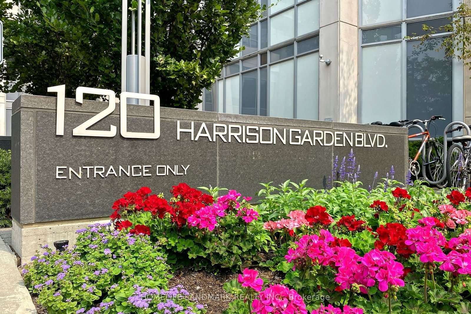 120 Harrison Garden Blvd, unit 611 for rent