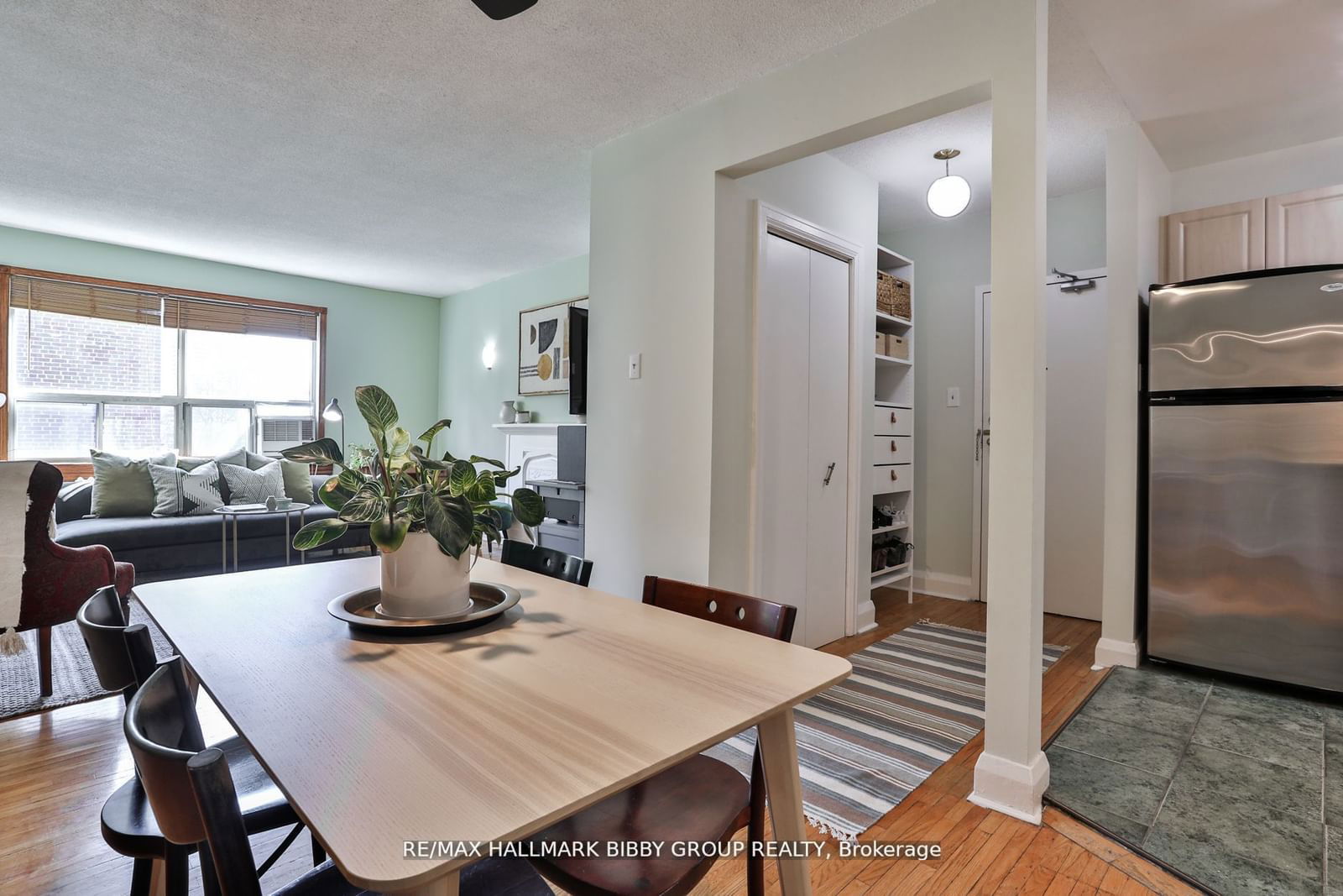 35 Raglan Ave, unit #404 for sale - image #9