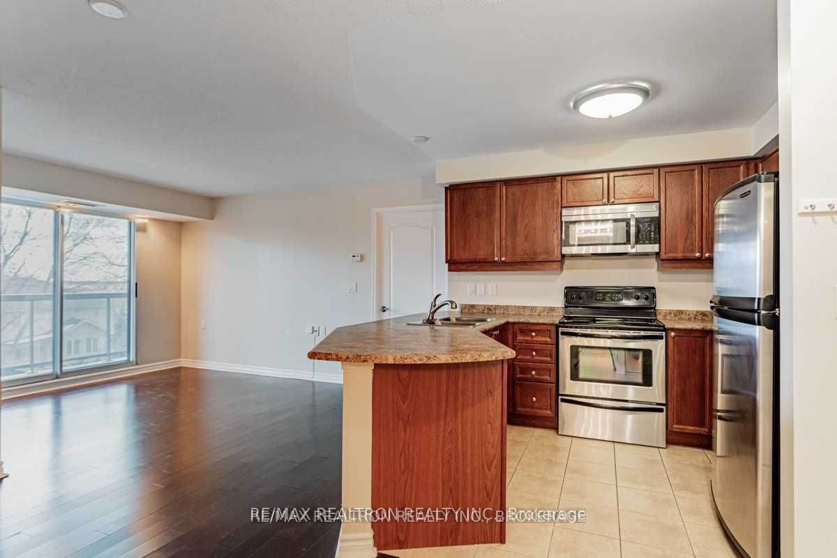 935 Sheppard Ave W, unit 304 for rent - image #8