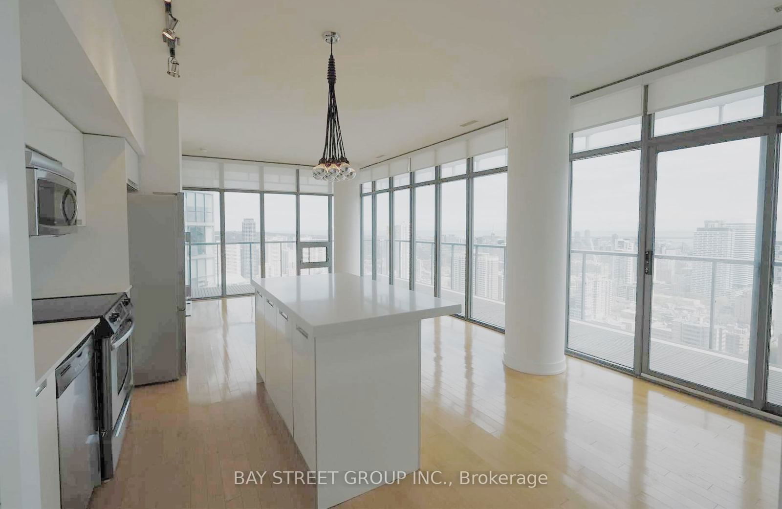 33 Charles St, unit 3603 for rent - image #3