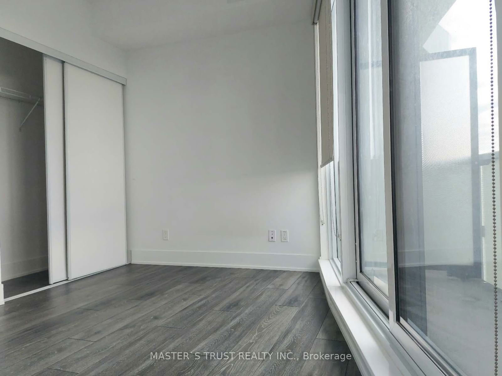 403 Church St, unit 4105 for rent - image #8