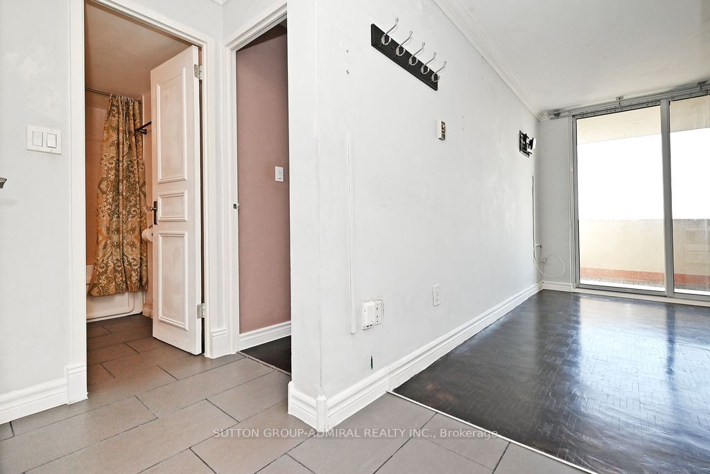 40 Homewood Ave, unit 2812 for sale - image #17