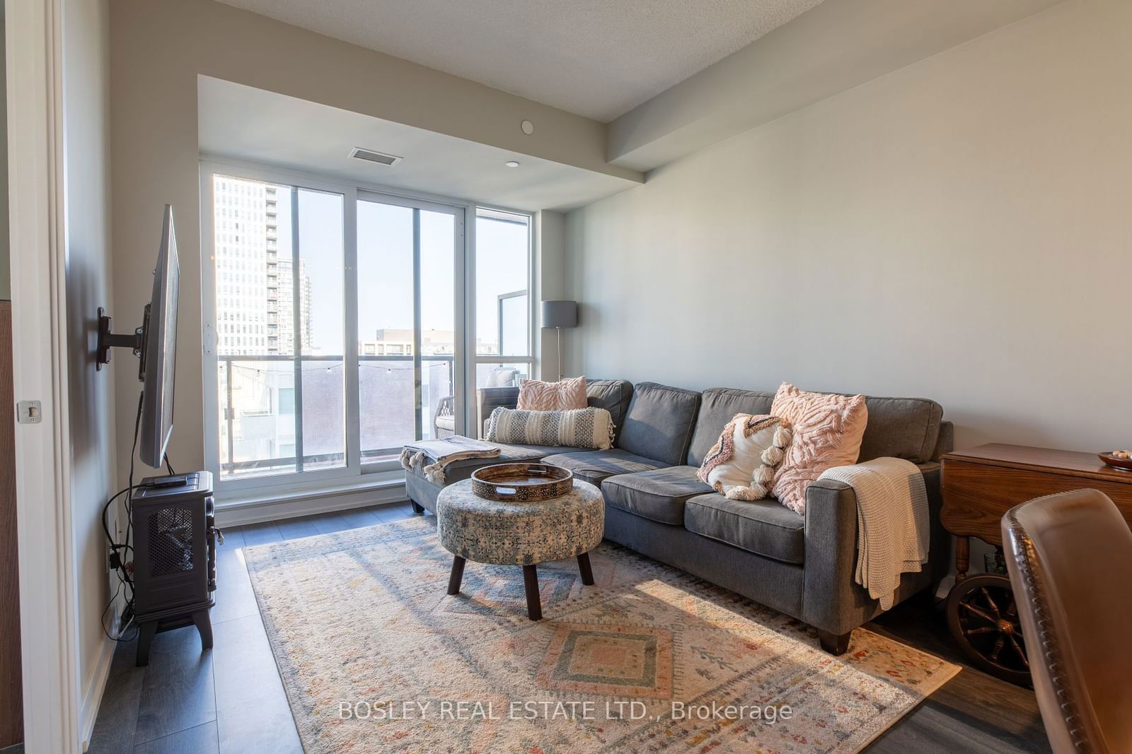 200 Sackville St, unit 1012 for rent - image #2