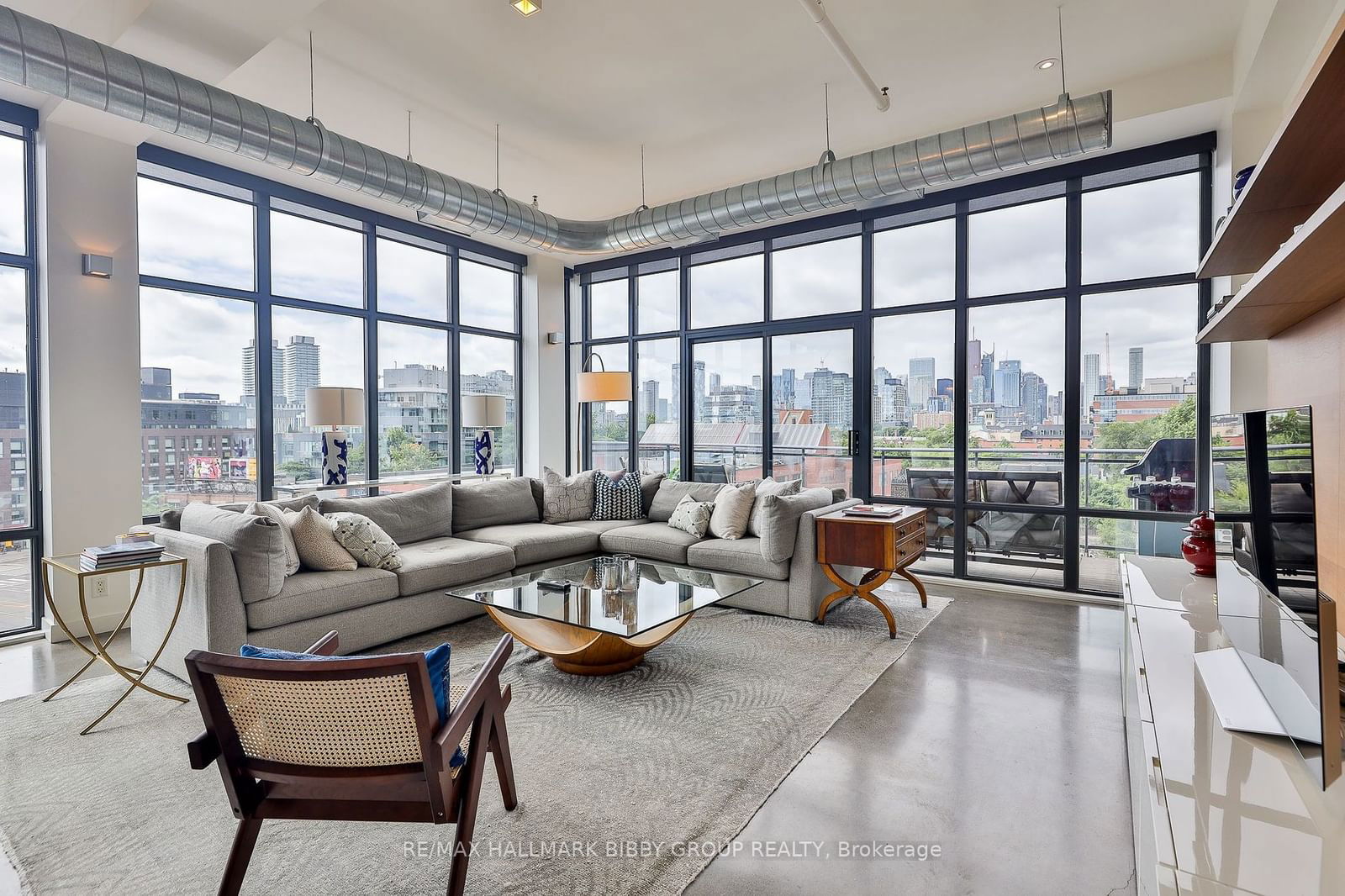 19 River St, unit 503 for sale - image #5