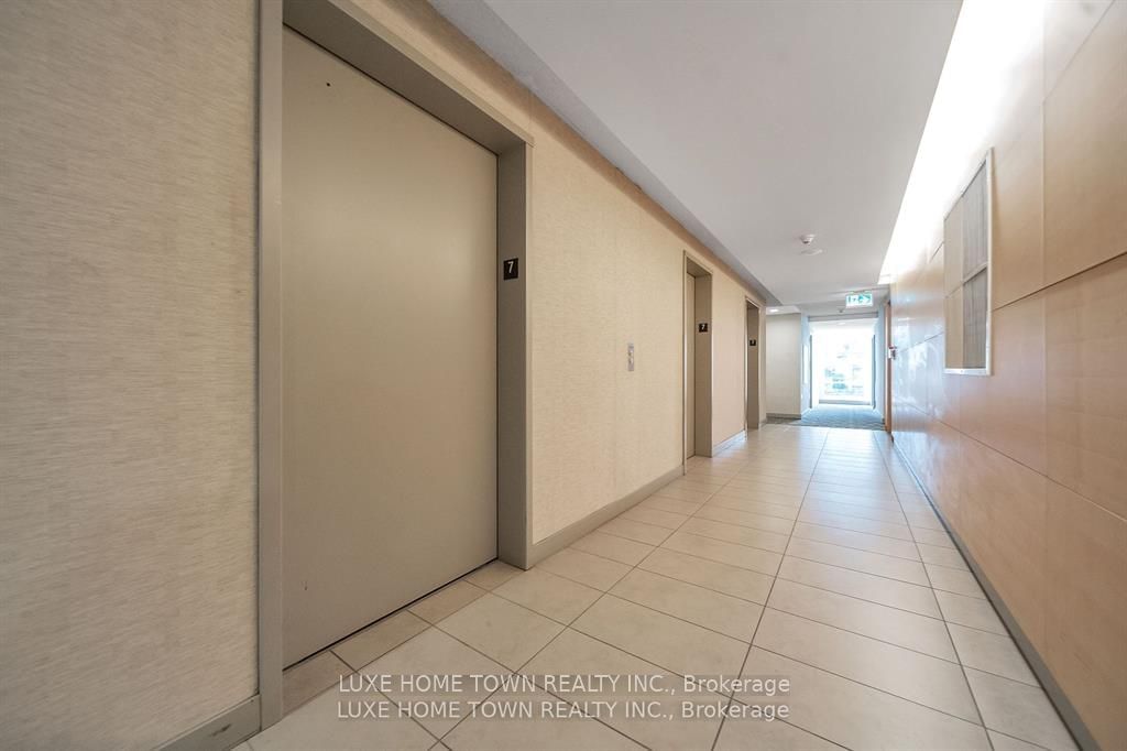 4K Spadina Ave, unit 711 for sale - image #27