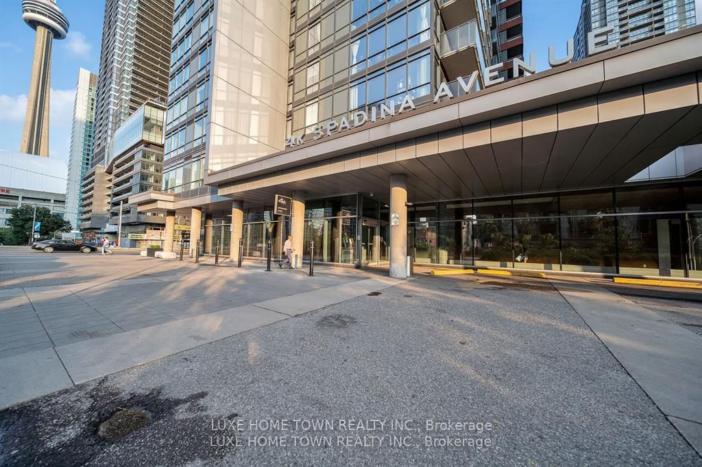 4K Spadina Ave, unit 711 for sale