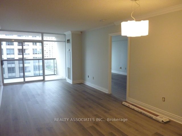 880 Grandview Way, unit 801 for rent - image #1