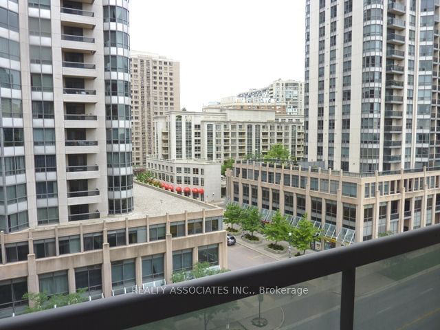 880 Grandview Way, unit 801 for rent - image #14