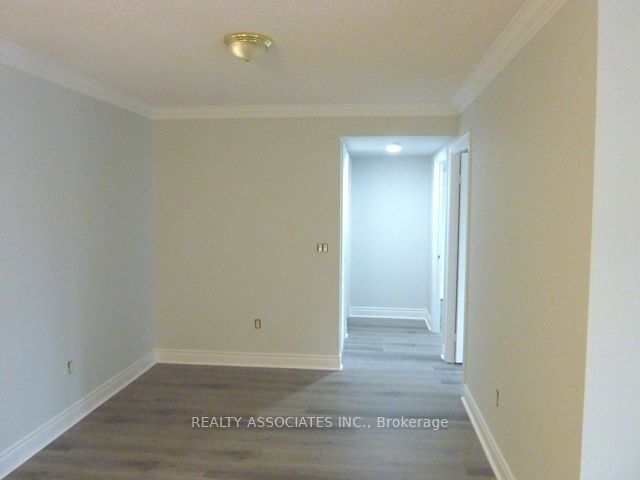 880 Grandview Way, unit 801 for rent - image #3