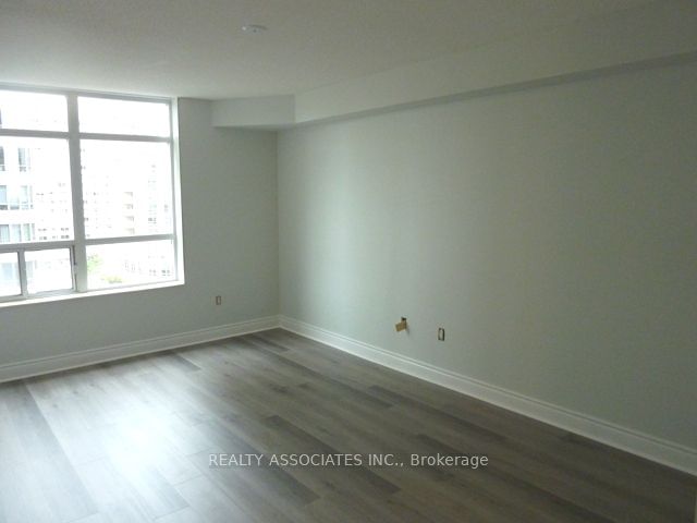 880 Grandview Way, unit 801 for rent - image #8