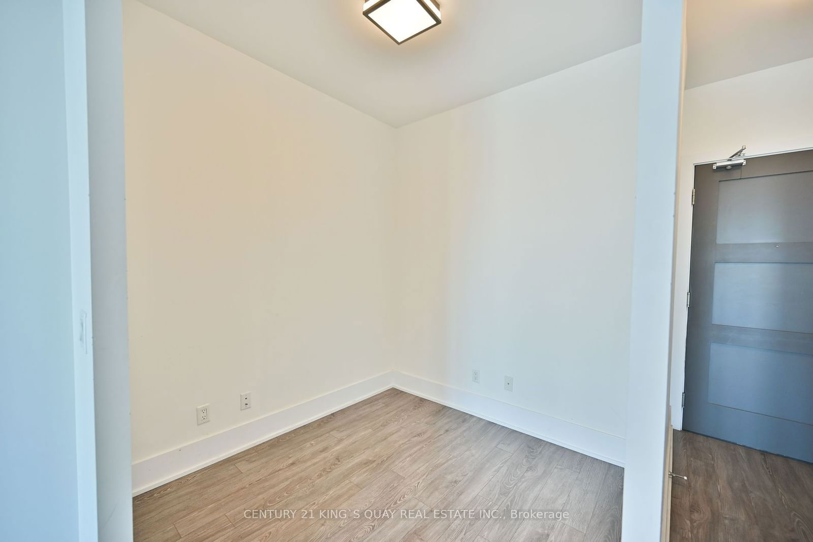 300 Front St W, unit 3413 for rent - image #5