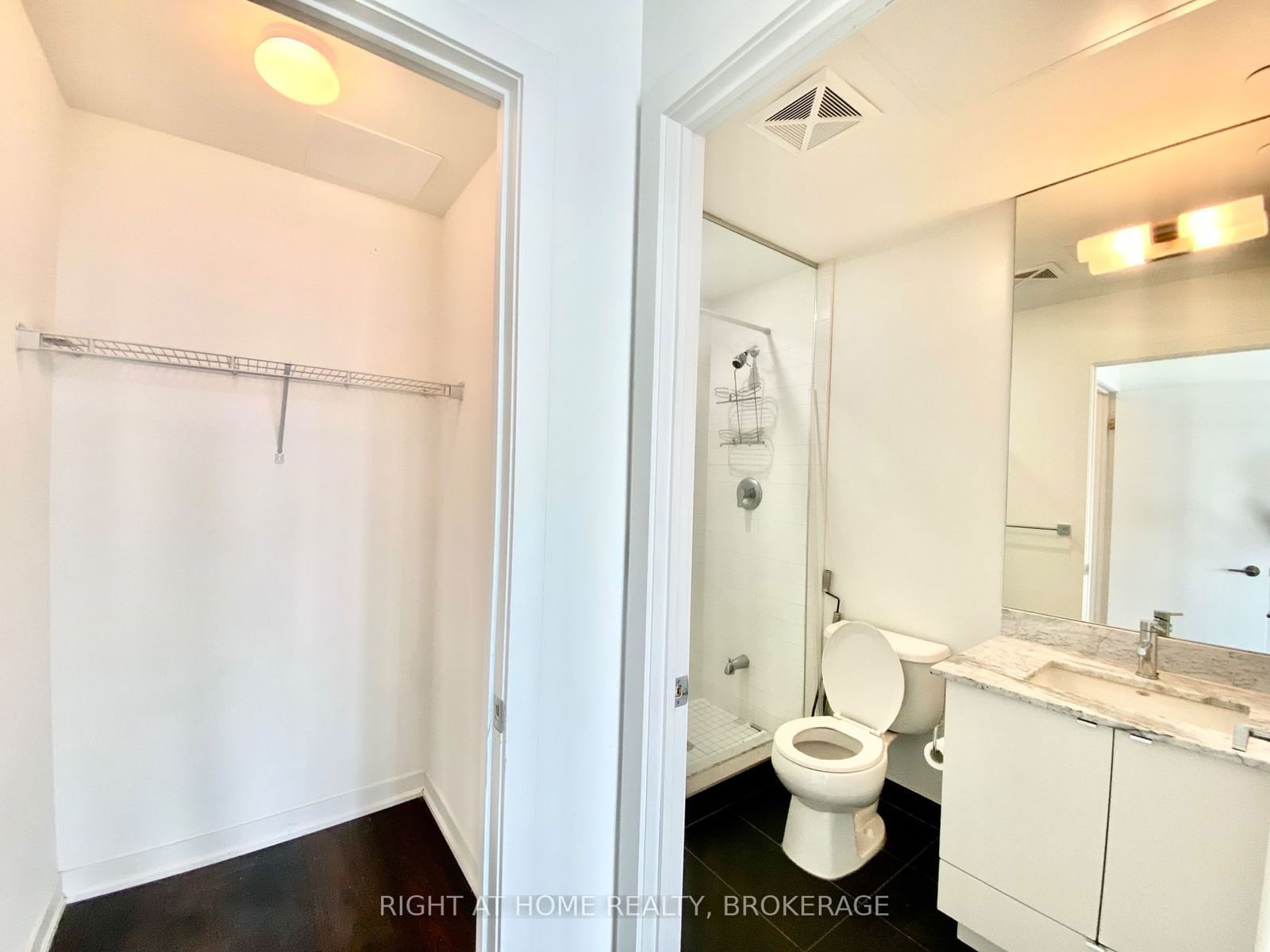 51 East Liberty St, unit 1504 for rent - image #5