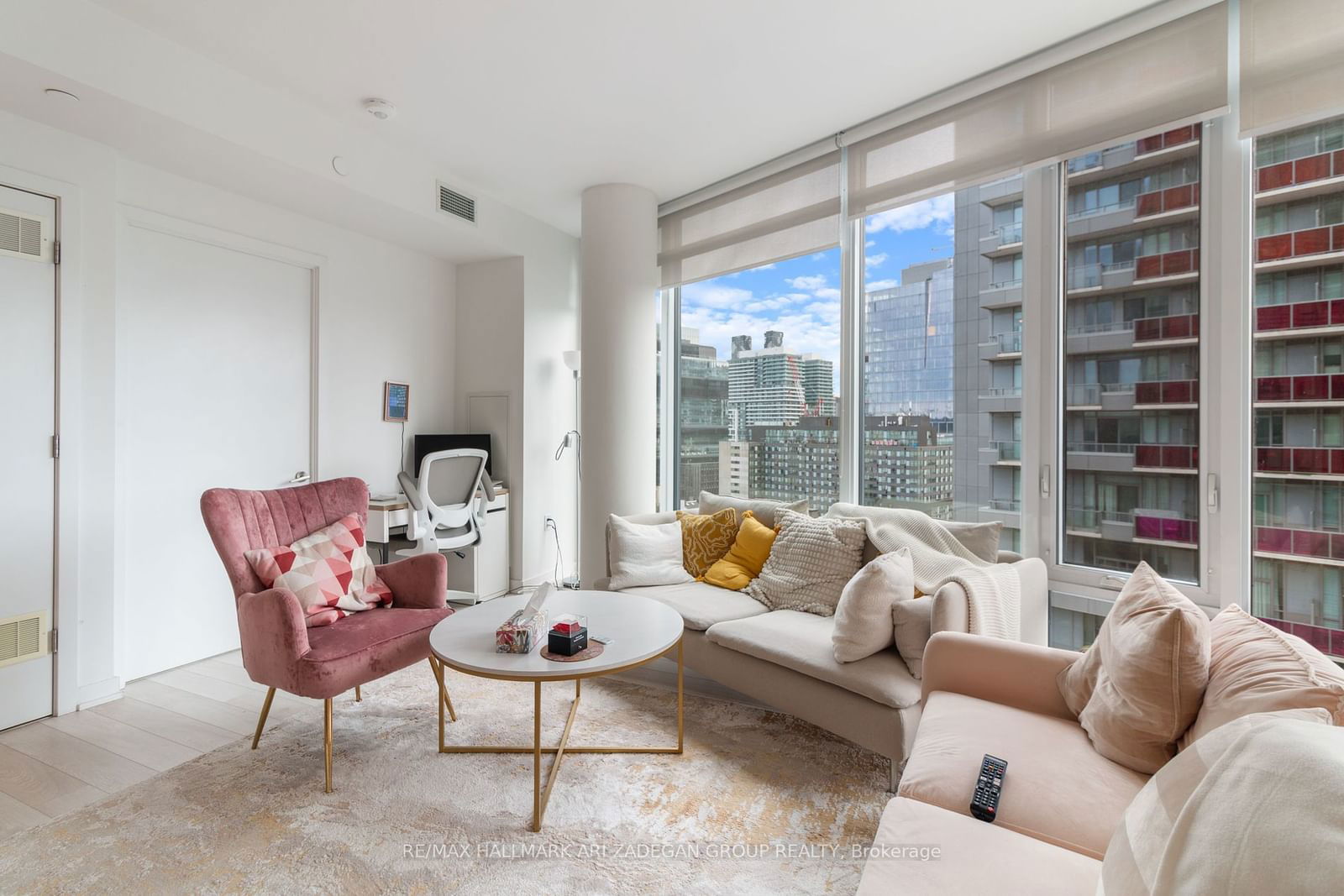 50 Power St, unit 1213 for sale - image #18