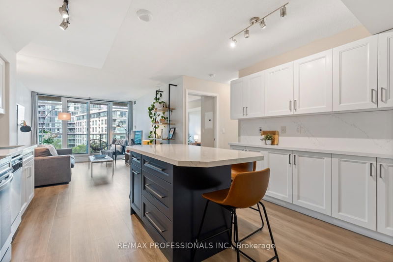 209 Fort York Blvd, unit 585 for sale - image #1