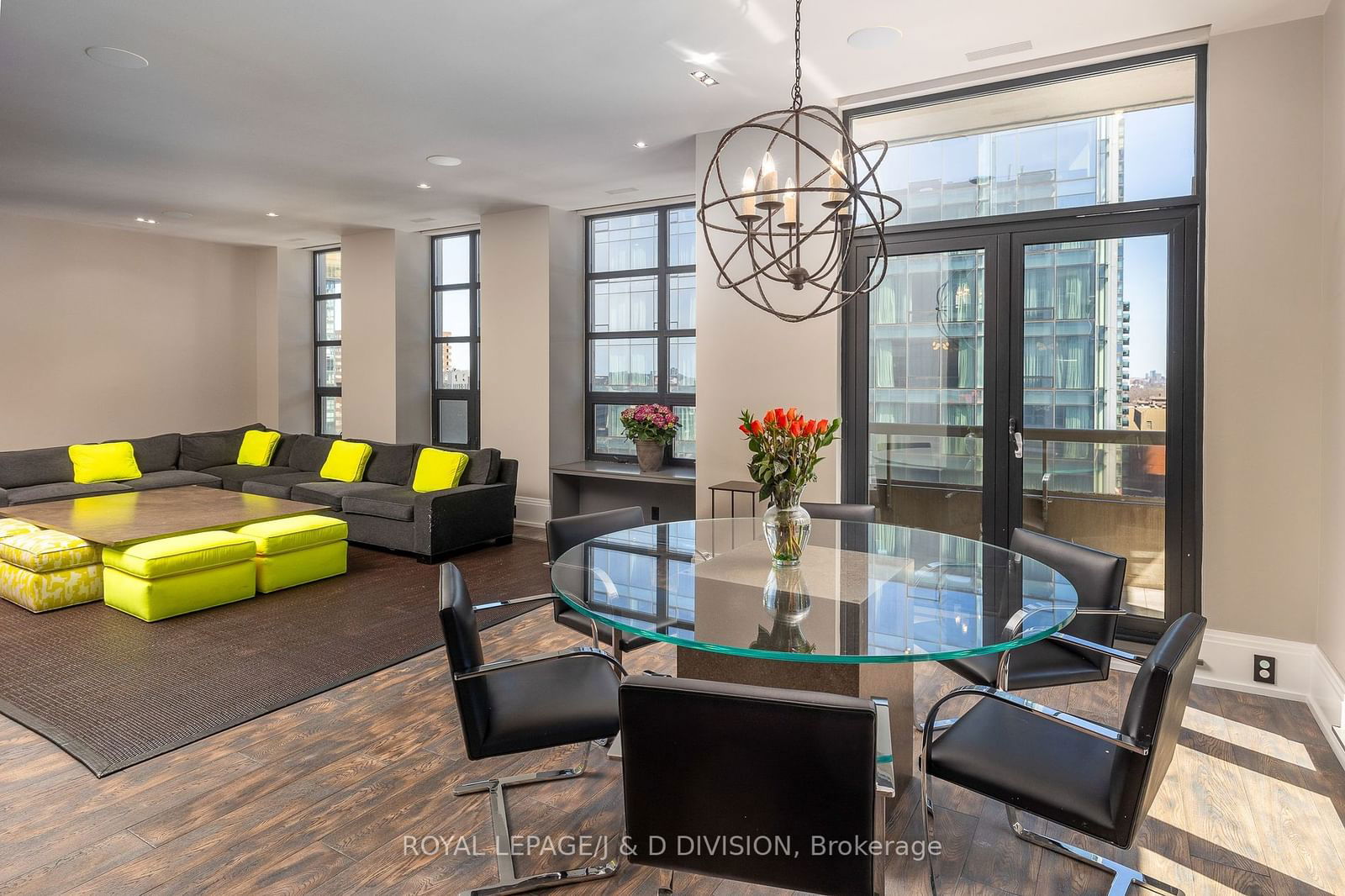 68 Yorkville Ave, unit 1601 for sale - image #3