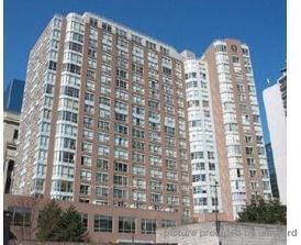 7 Carlton St, unit 1108 for rent