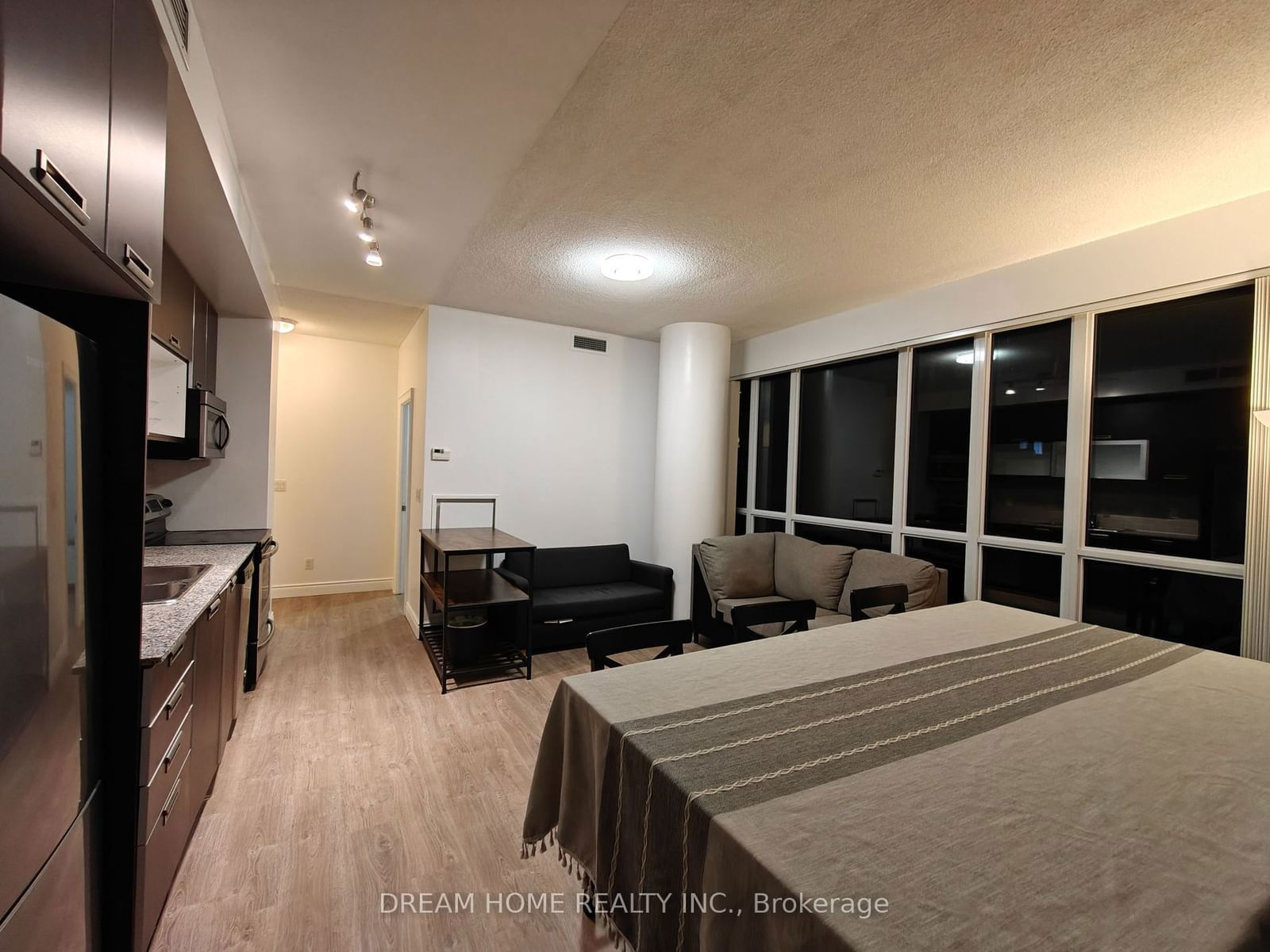 28 Ted Rogers Way, unit 2504 for rent